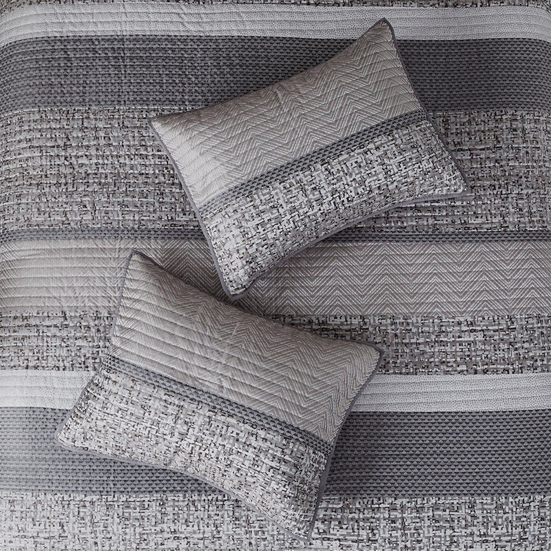 6 Piece Reversible Jacquard Quilt Set with Throw Pillows Grey/Taupe Full/Queen