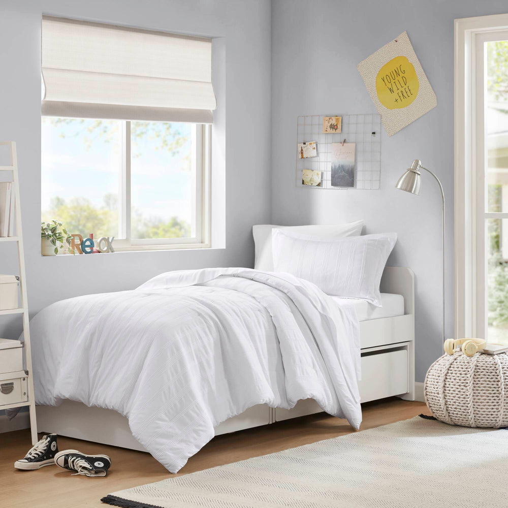 5-Piece Twin/Twin XL Woven Striped Comforter Set Media 1