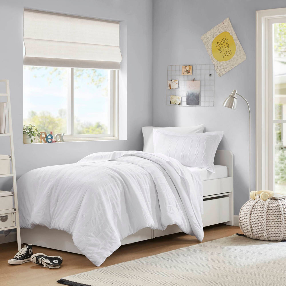 5-Piece Twin/Twin XL Woven Striped Comforter Set Media 1
