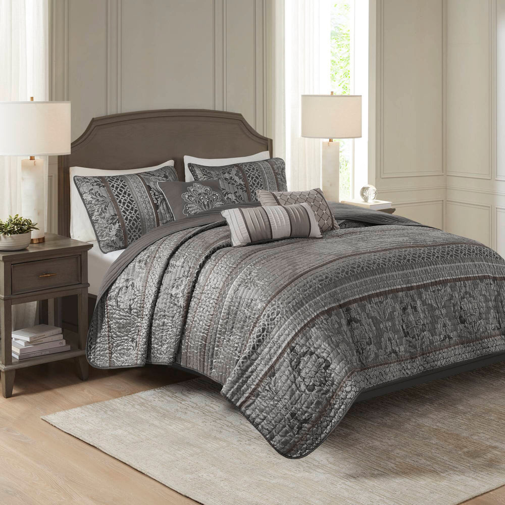 6-Piece Full/Queen 6 Piece Jacquard Quilt Set with Throw Pillows,Grey Media 12