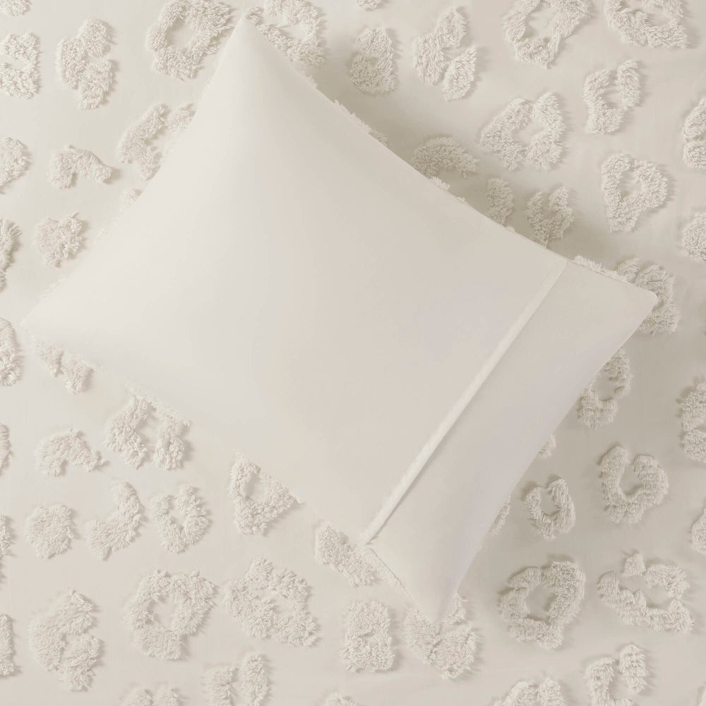 Animal Chenille Comforter Set King/Cal King Media 4