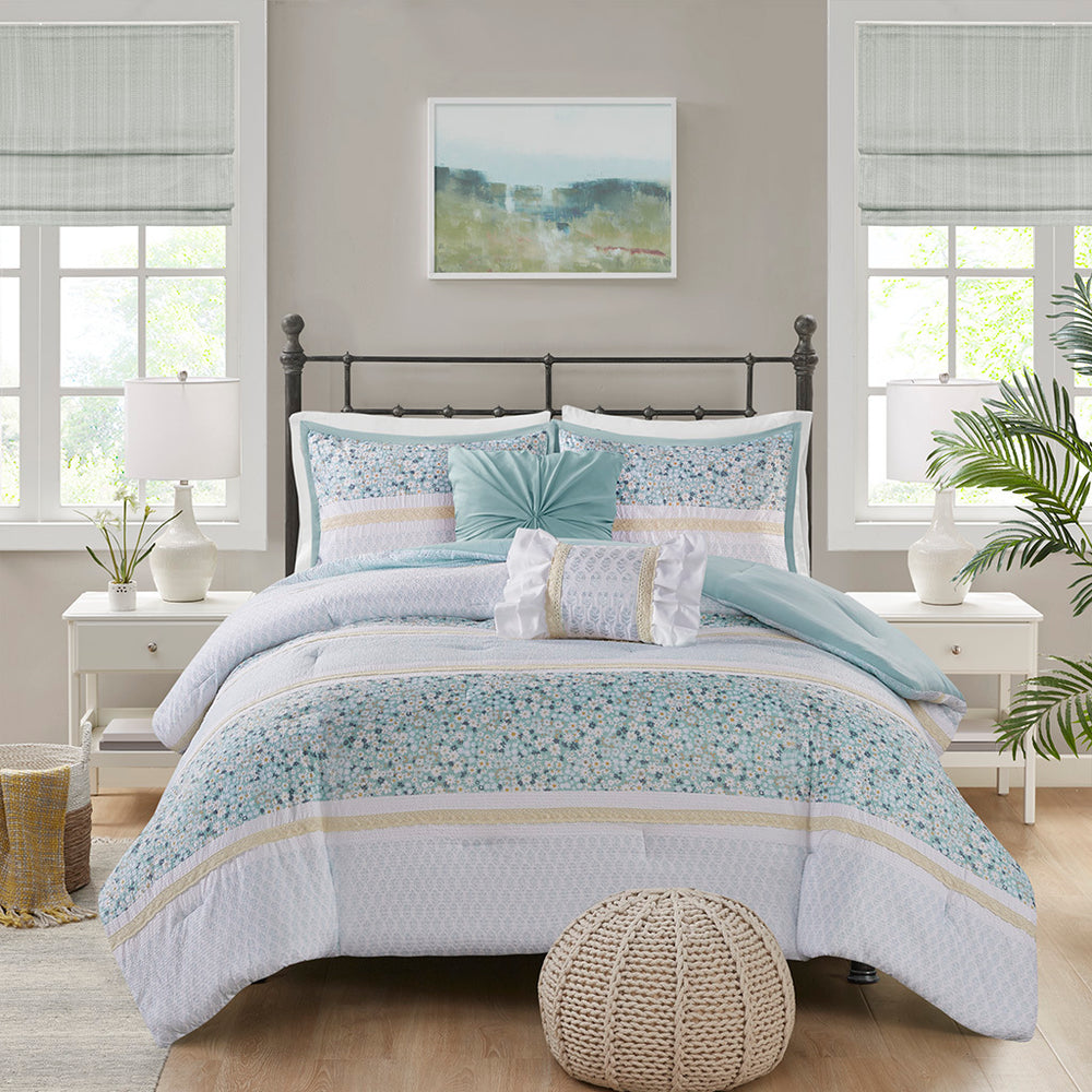 King/Cal King 5 Piece Seersucker Comforter Set with Throw Pillows Media 13