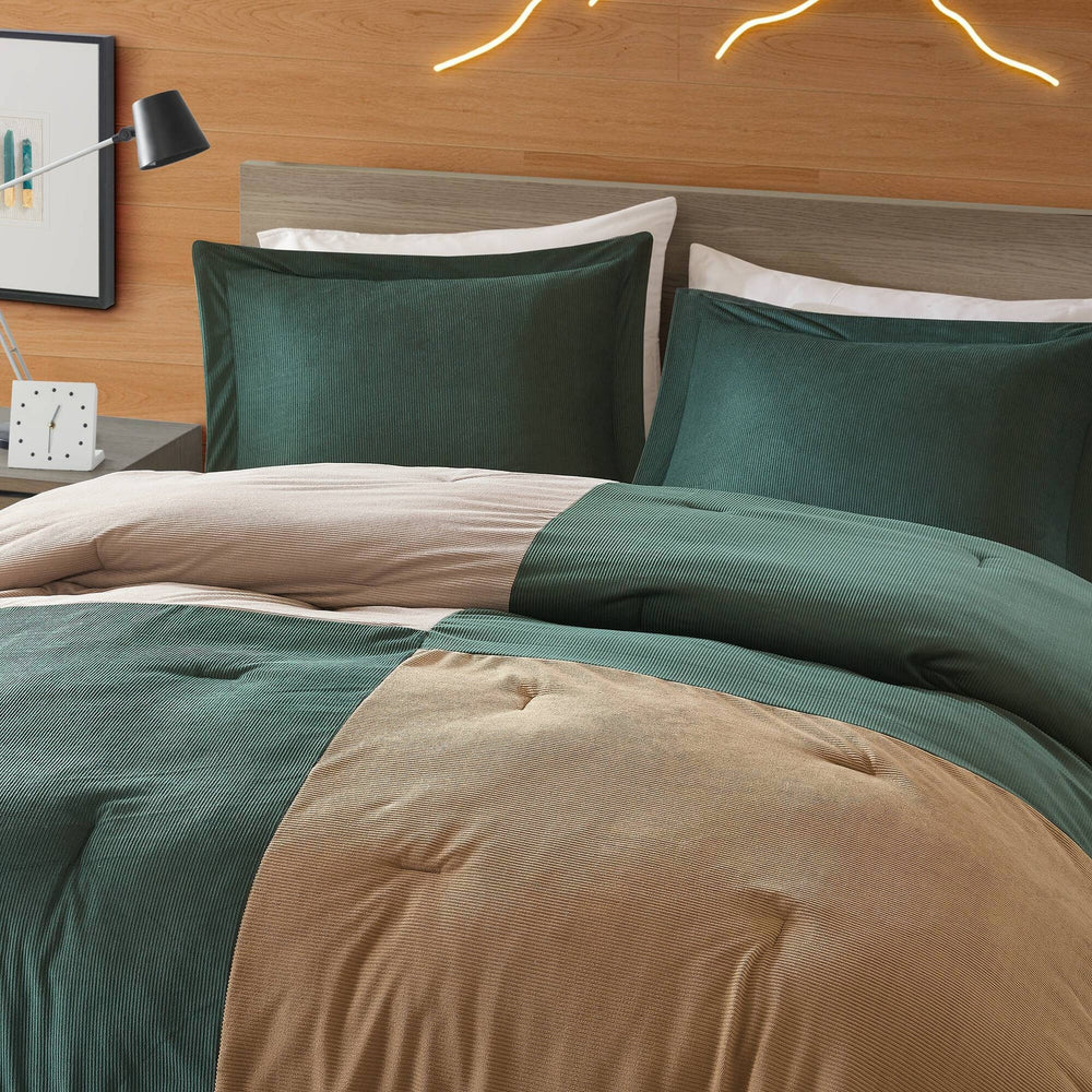 3 Pieces Full/Queen Comforter Set,Green Media 7