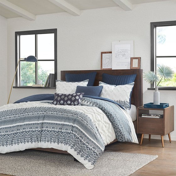 Full/Queen 3 Piece Cotton Duvet Cover Set with Chenille Tufting Media 18