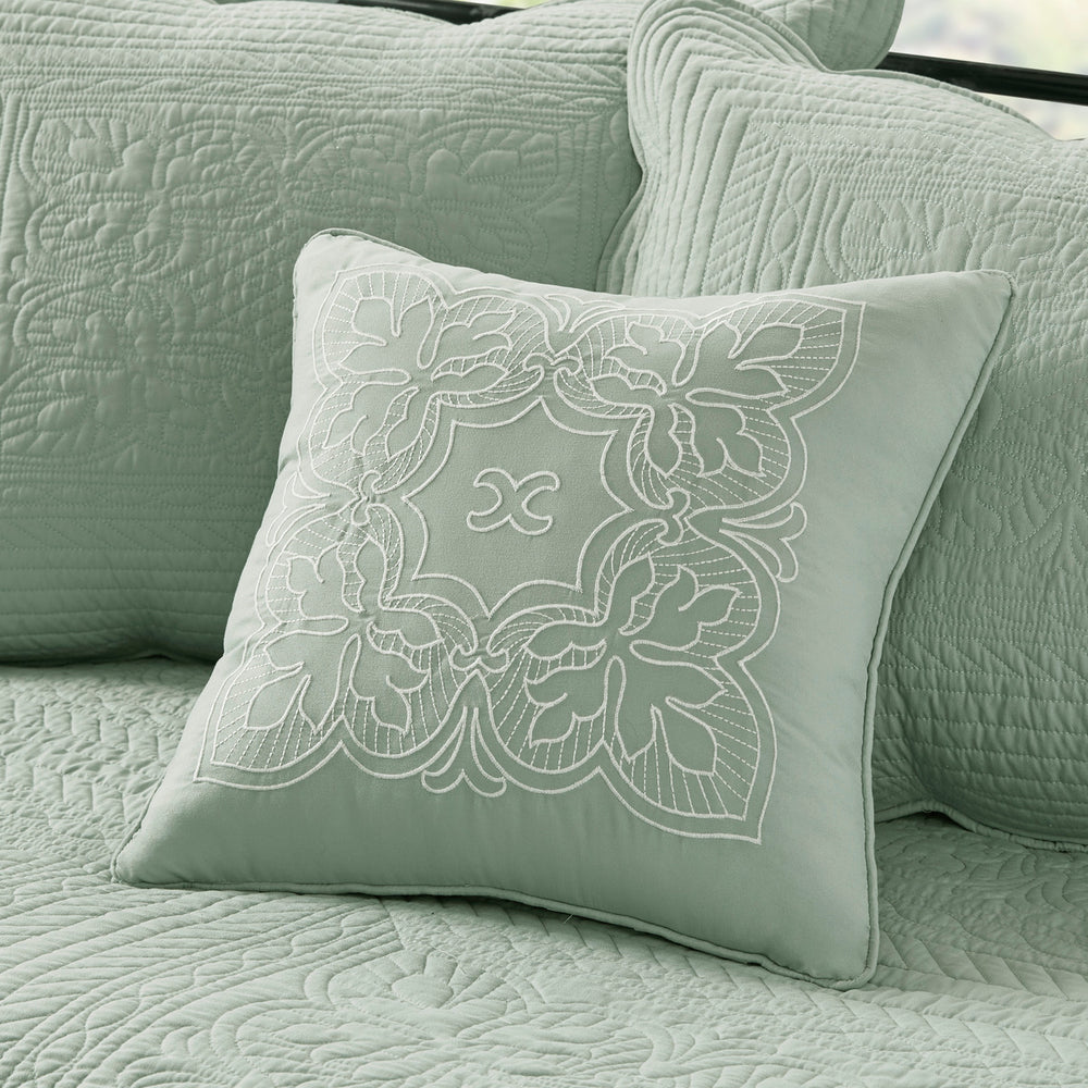 6 Piece Reversible Scalloped Edge Daybed Cover Set Seafoam Daybed Media 5