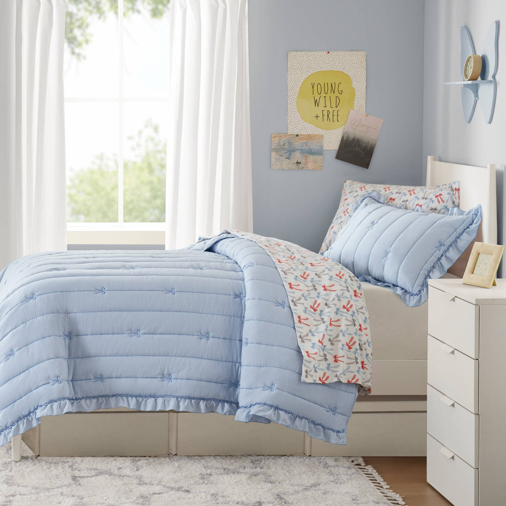 2- Piece Twin/Twin XL Quilt Mini Set Media 15