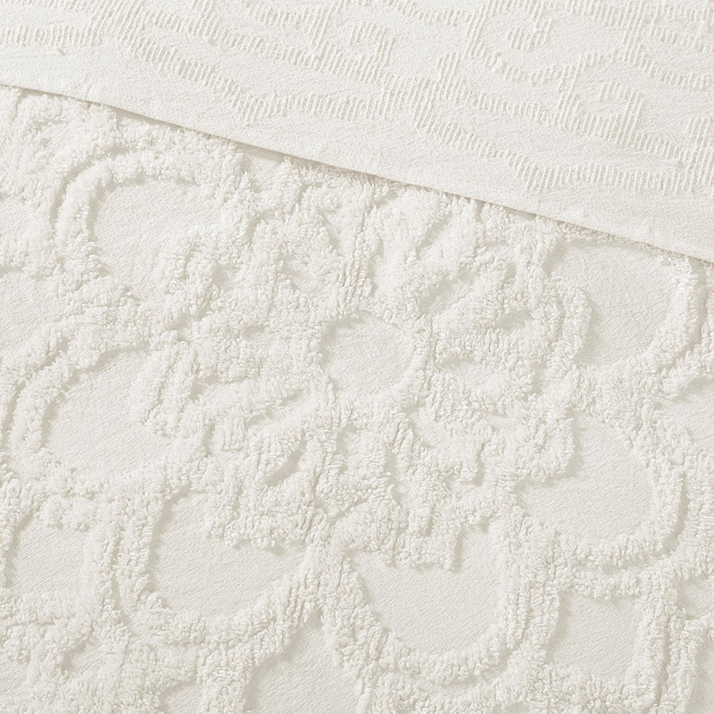 Tufted Cotton Chenille Medallion Fringe Coverlet Mini Set Off-White King/Cal King Media 4