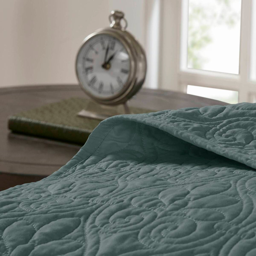 3 Piece Reversible Bedspread Set Balsam Green King Media 14