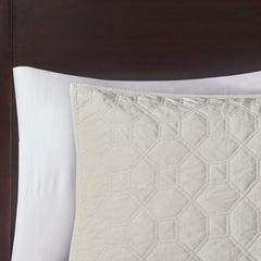 3 Piece Velvet Quilt Set perspective