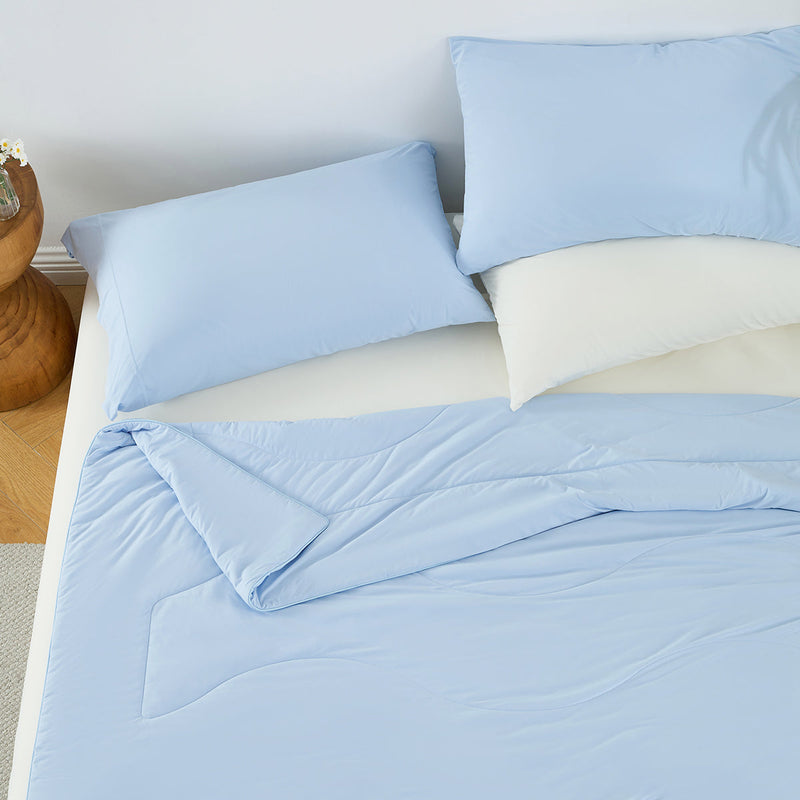 1-Piece 108x90' Cooling DA Comforter,Ice Blue