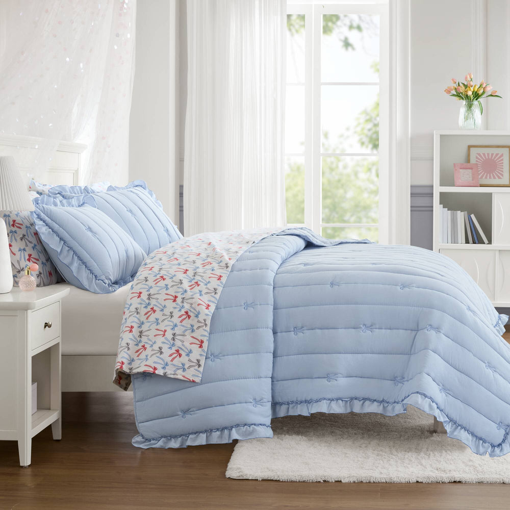 3- Piece Full/Queen Quilt Mini Set Media 16