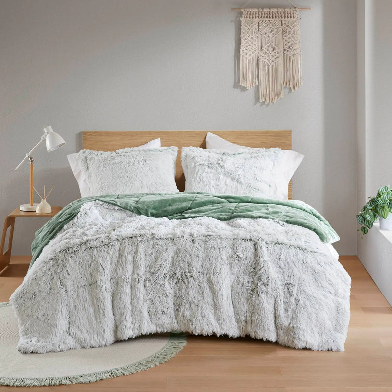Shaggy Faux Fur Comforter Mini Set