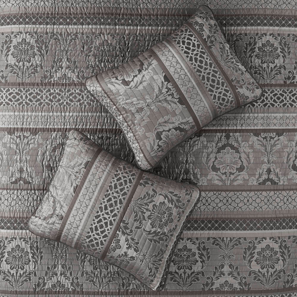 6-Piece King/Cal King 6 Piece Jacquard Quilt Set with Throw Pillows,Grey Media 2