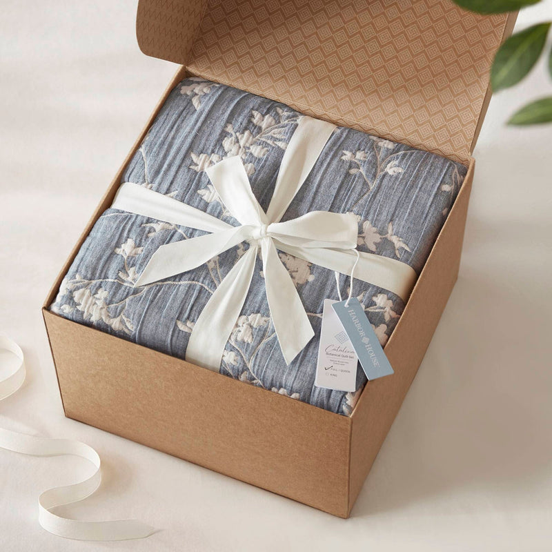 3 Pieces King Jacquard Cotton Gauze Quilt Set,Blue