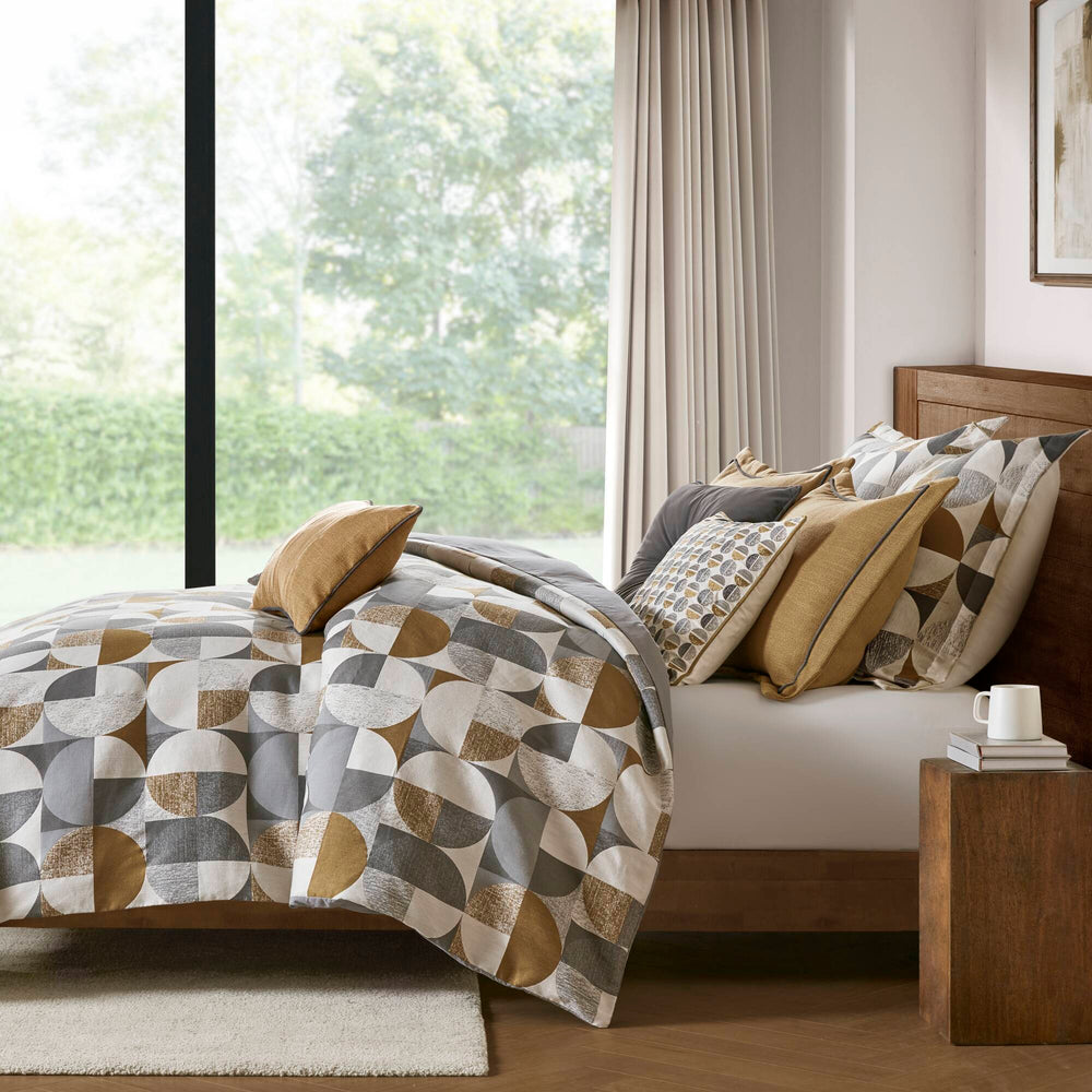 8 PCS Queen Jacquard Oversized Duvet Style Comforter Set Gold Media 18