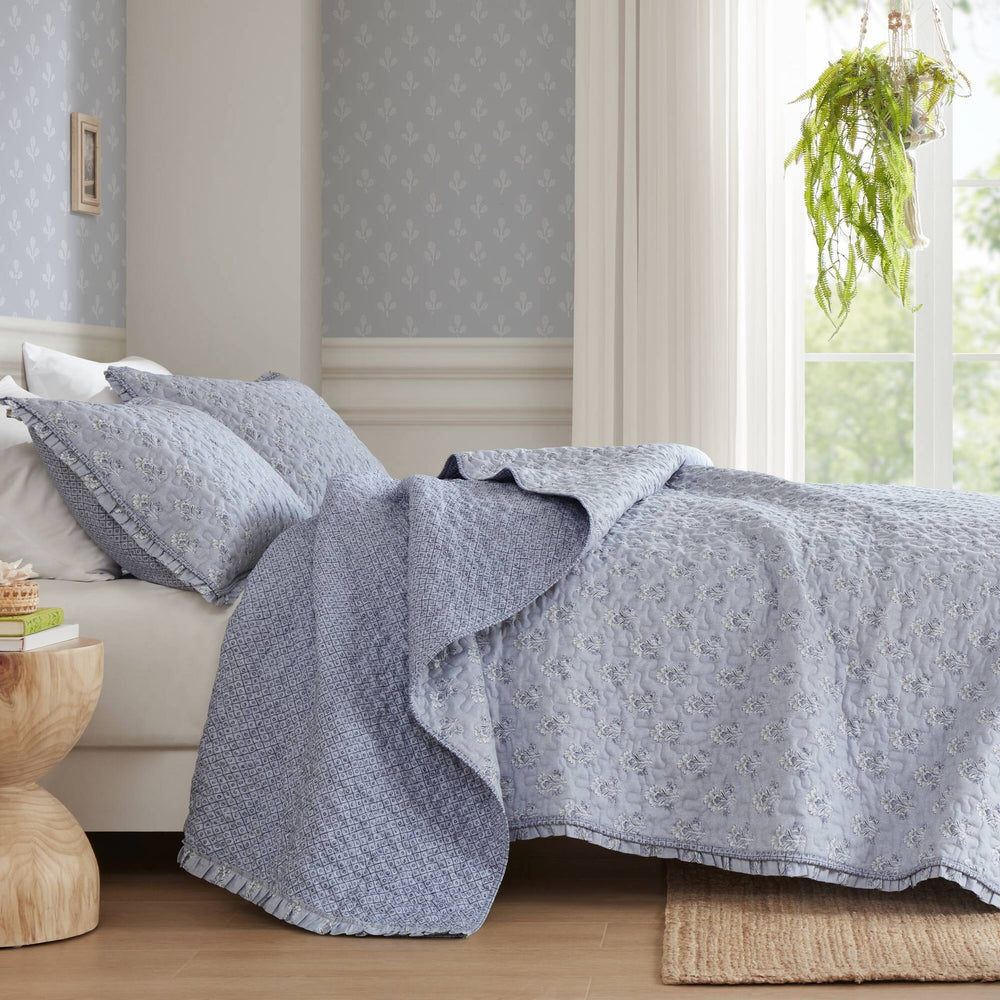 3-Piece Queen 3 Piece Ruffle Printed Quilt Set,Blue Media 18
