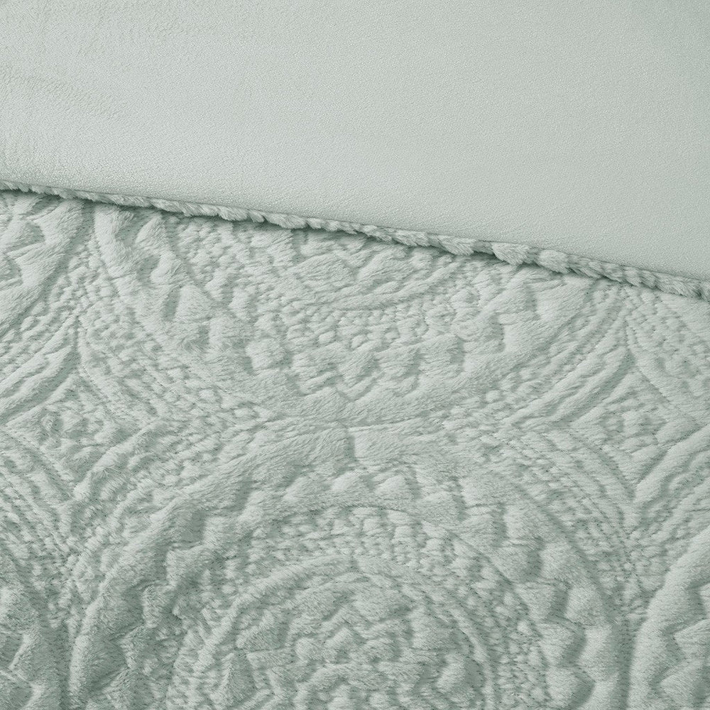 Full/Queen Embroidered Medallion Faux Fur Ultra Plush Comforter Mini Set Media 2