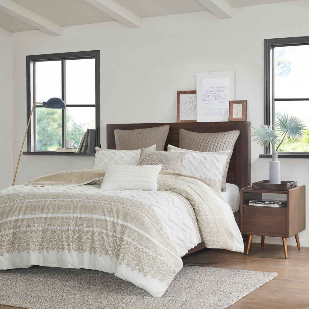 King/Cal King 3 Piece Cotton Duvet Cover Set with Chenille Tufting Media 21