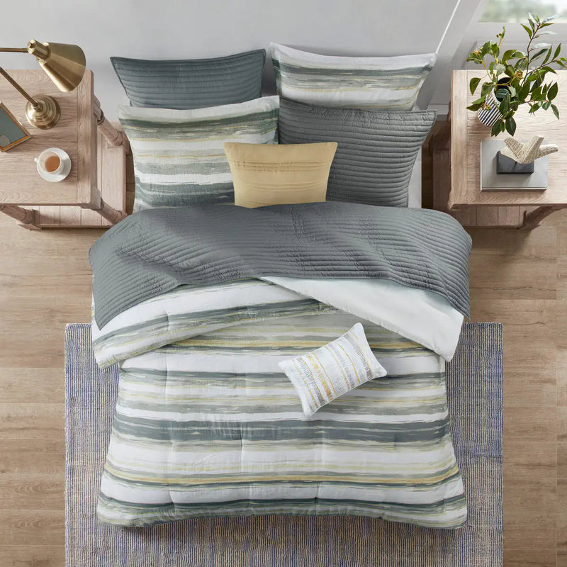 8 Piece Printed Seersucker Comforter and Quilt Set Collection