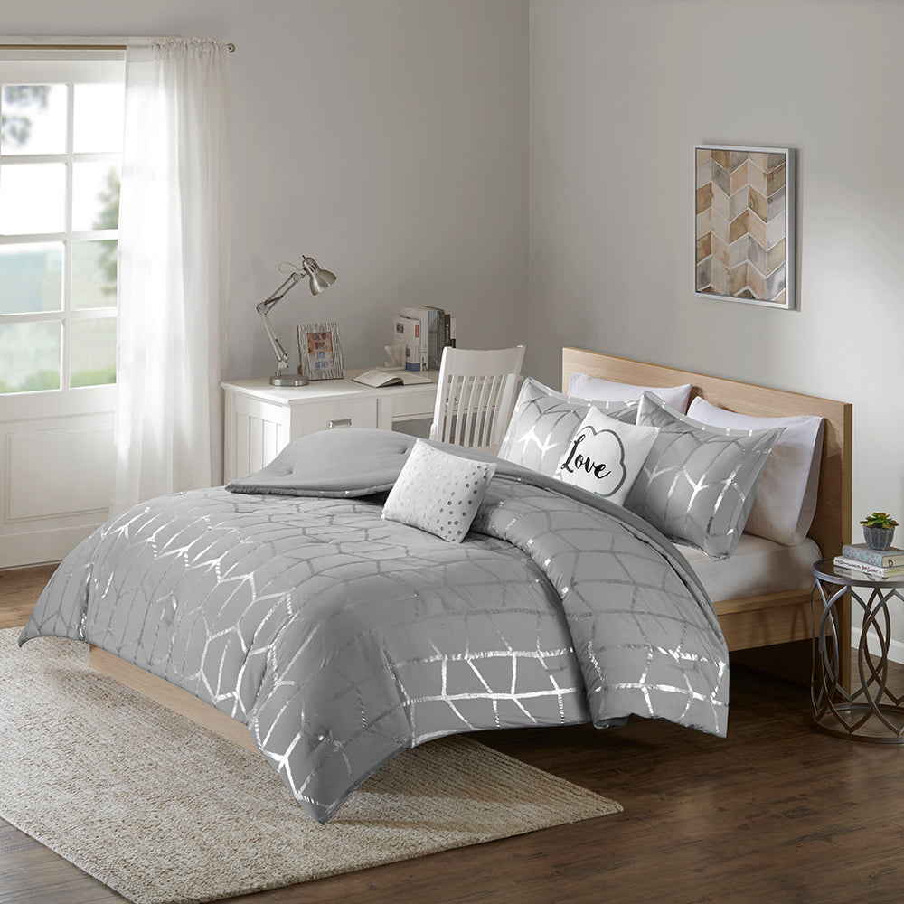 King/Cal King Metallic Printed Comforter Set Media 1