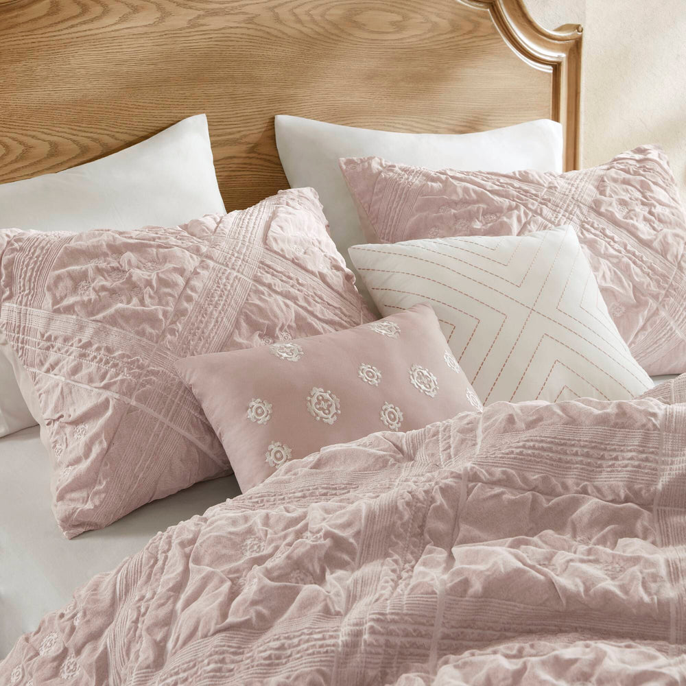 5-Piece King 5 Piece Sculpted jacquard comforter set,Pink Media 13