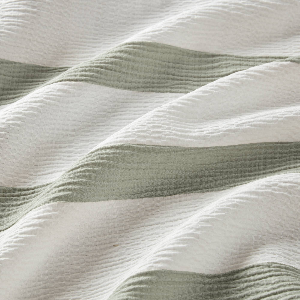 3-Piece Full/Queen Yarn-dyed striped comforter Media 10
