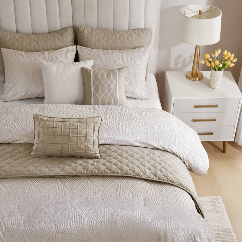10- Piece Jacquard Comforter Set