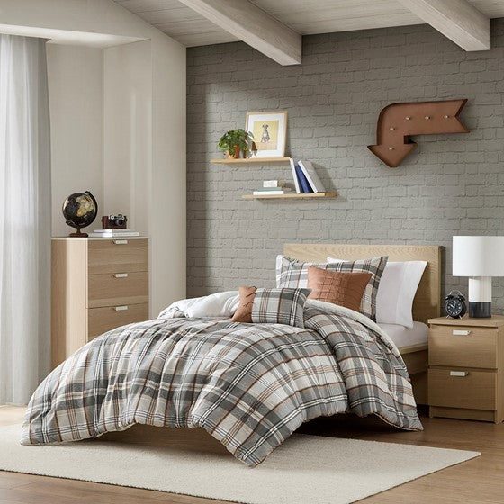 Twin/Twin XL Plaid Comforter Set