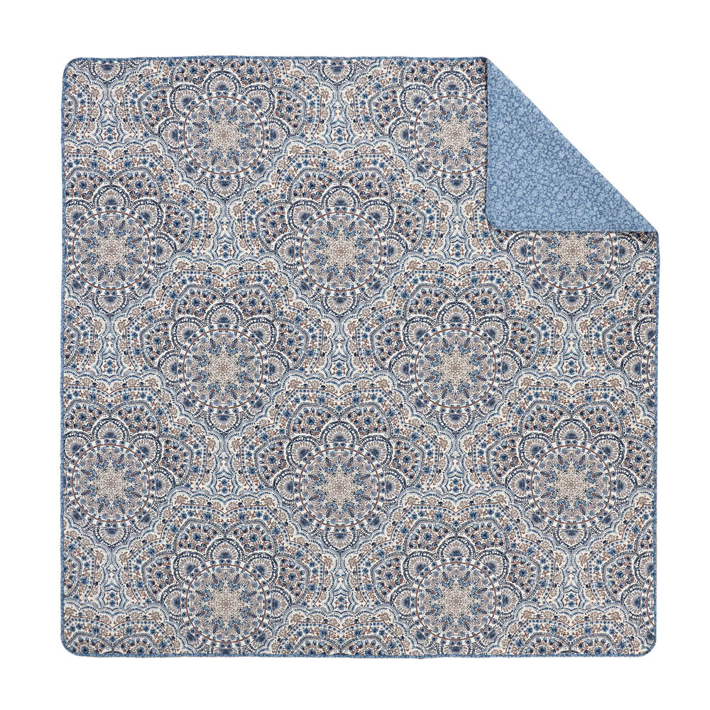 3-Piece King Boho Floral Reversible Quilt Media 4