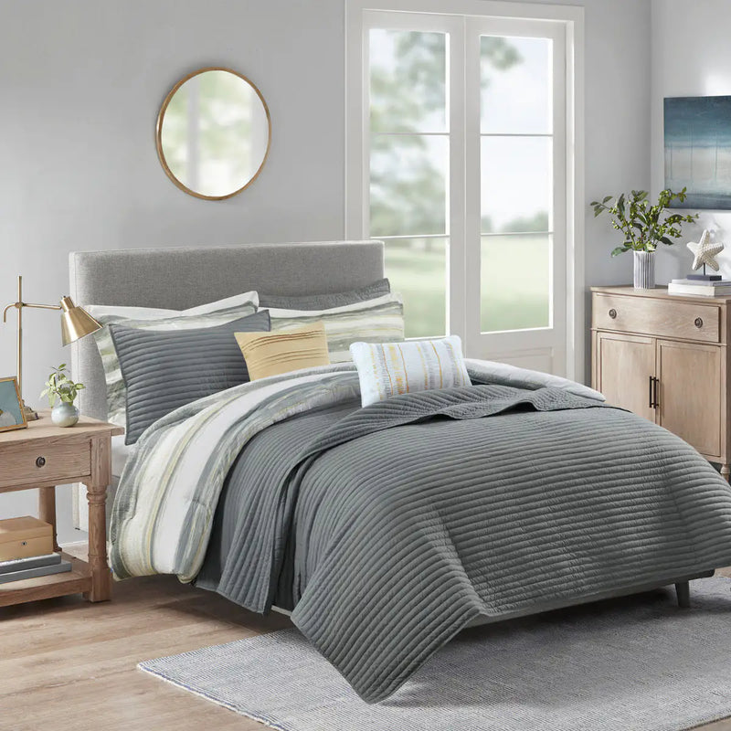 8 Piece Printed Seersucker Comforter and Quilt Set Collection