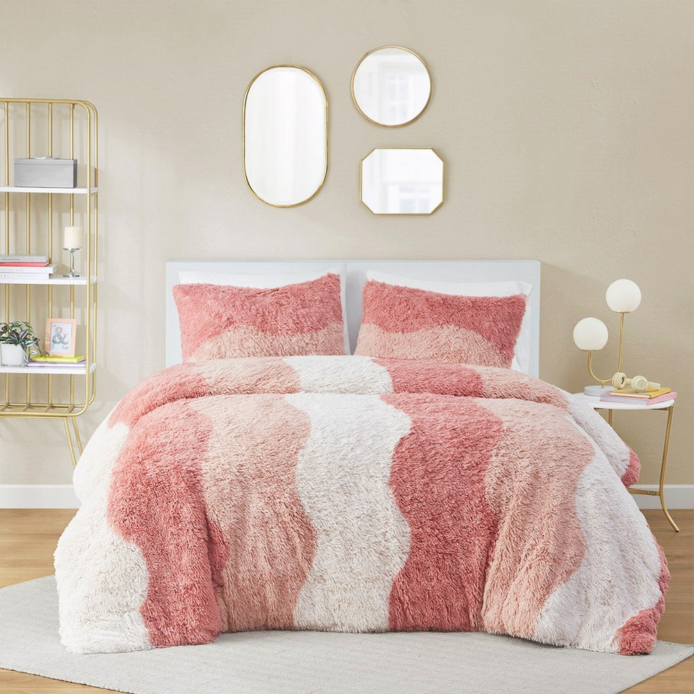 Twin/Twin XL Ombre Shaggy Faux Fur Comforter Set Media 2