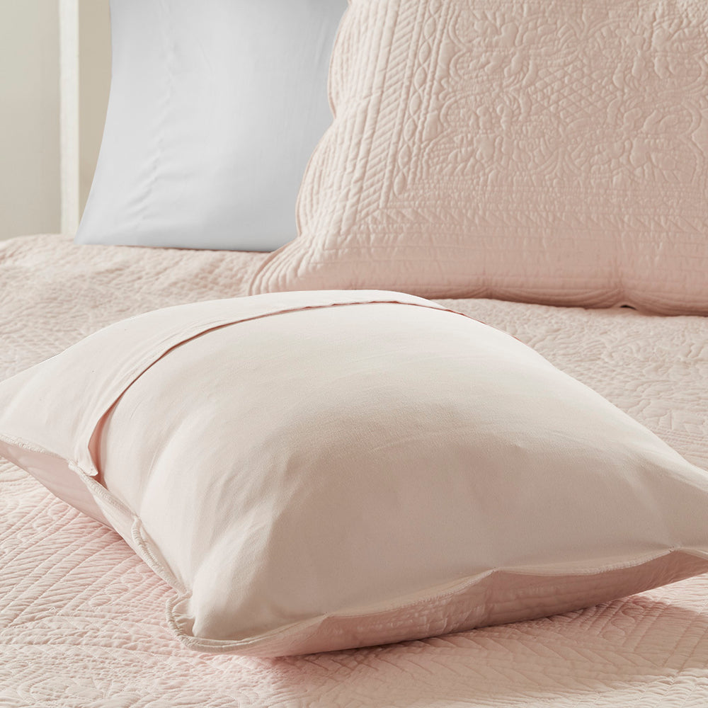 3 Piece Reversible Scalloped Edge Quilt Set Blush Full/Queen Media 4