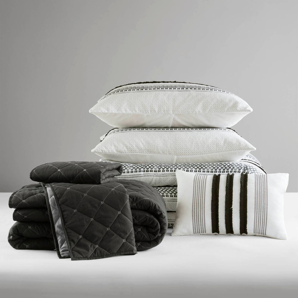 7 Piece Stripe Comforter and Quilt Set-King/Cal King Media 15