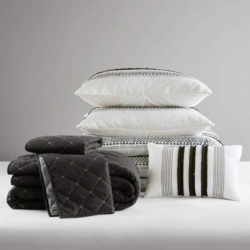 7 Piece Stripe Comforter and Quilt Set-Full/Queen