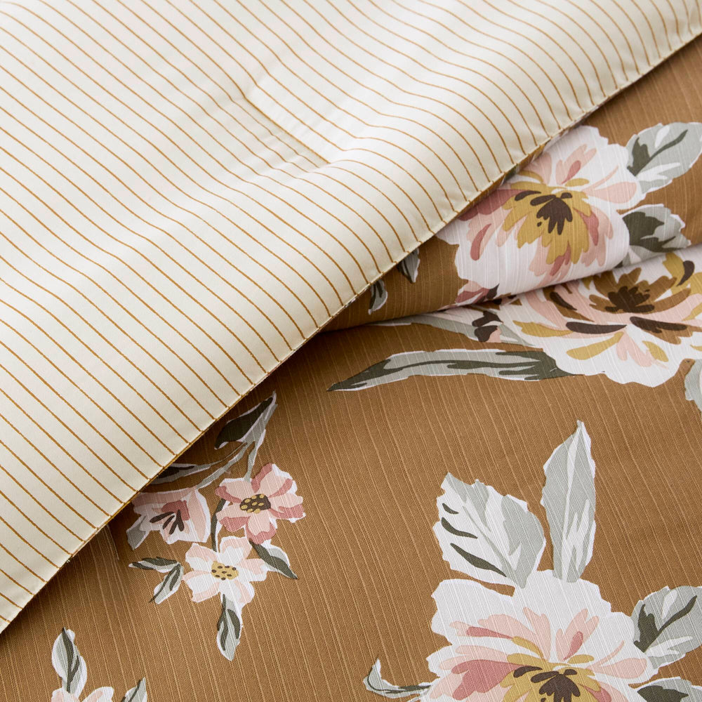 7-Piece Cal King Vin  Floral Comforter Set, Terracotta Media 18