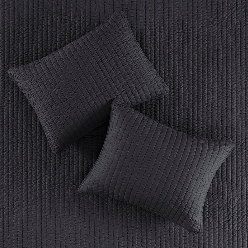 3 Piece Quilt Set Black Full/Queen