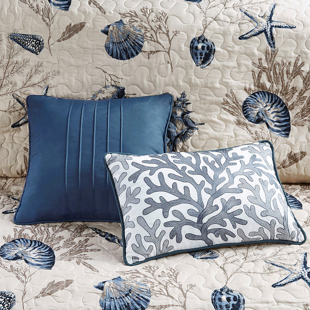 Brushed   Quilt Set with Throw Pillows Blue Twin/Twin XL Media 5