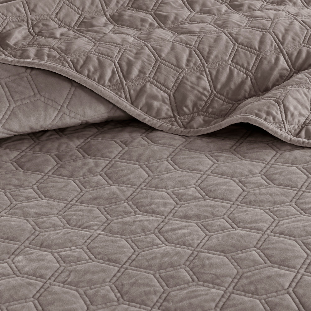 3 Piece Velvet Quilt Set Taupe King/Cal King Media 4