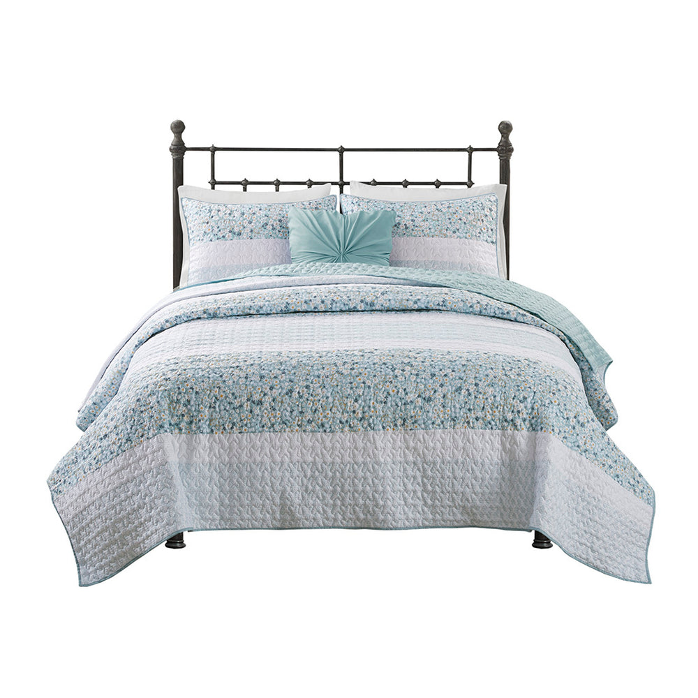 Full/Queen 4 Piece Seersucker Quilt Set with Throw Pillow Media 16