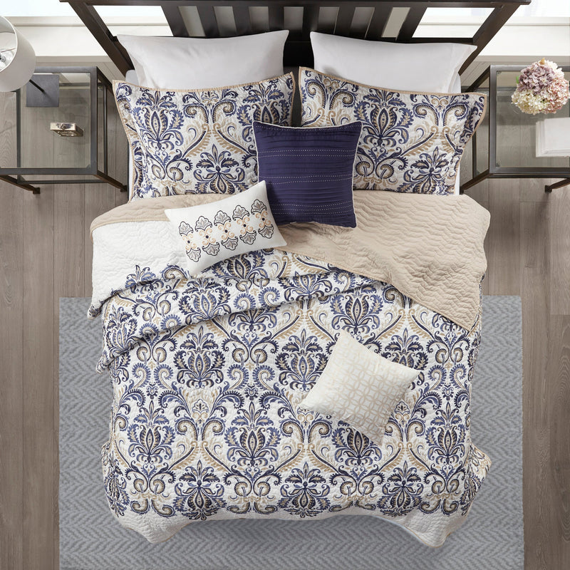 6 Piece Reversible Quilt Set with Throw Pillows Navy/Tan Full/Queen