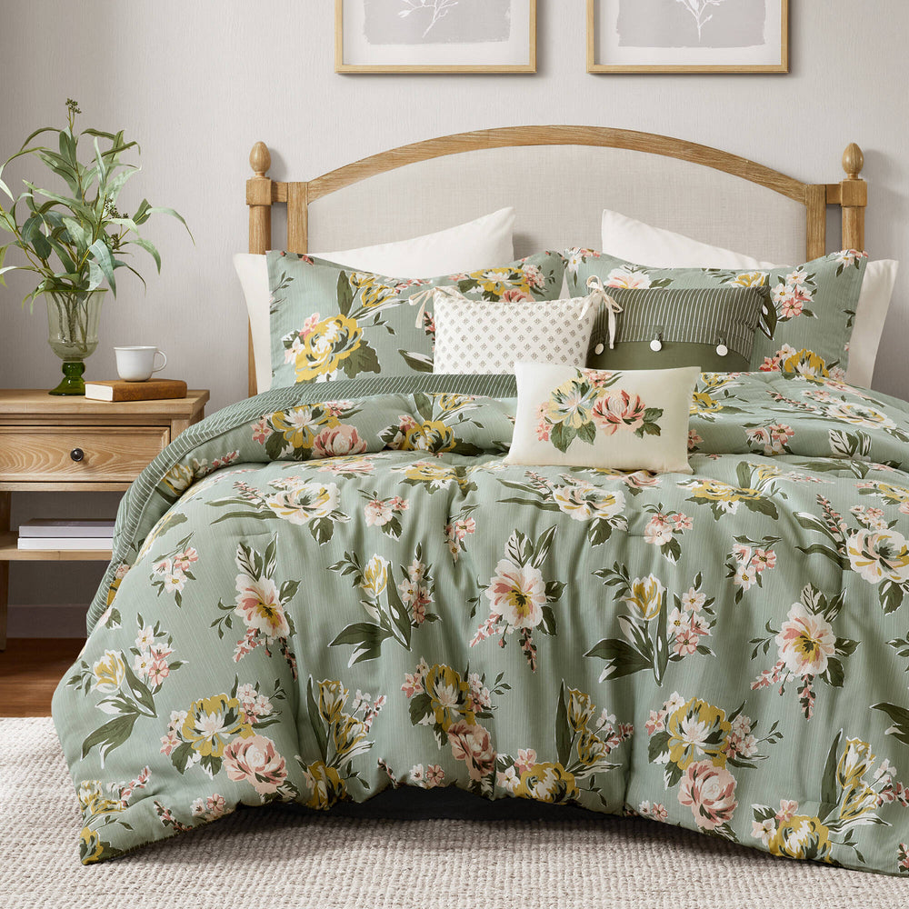 7-Piece King Vin  Floral Comforter Set, Green Media 6