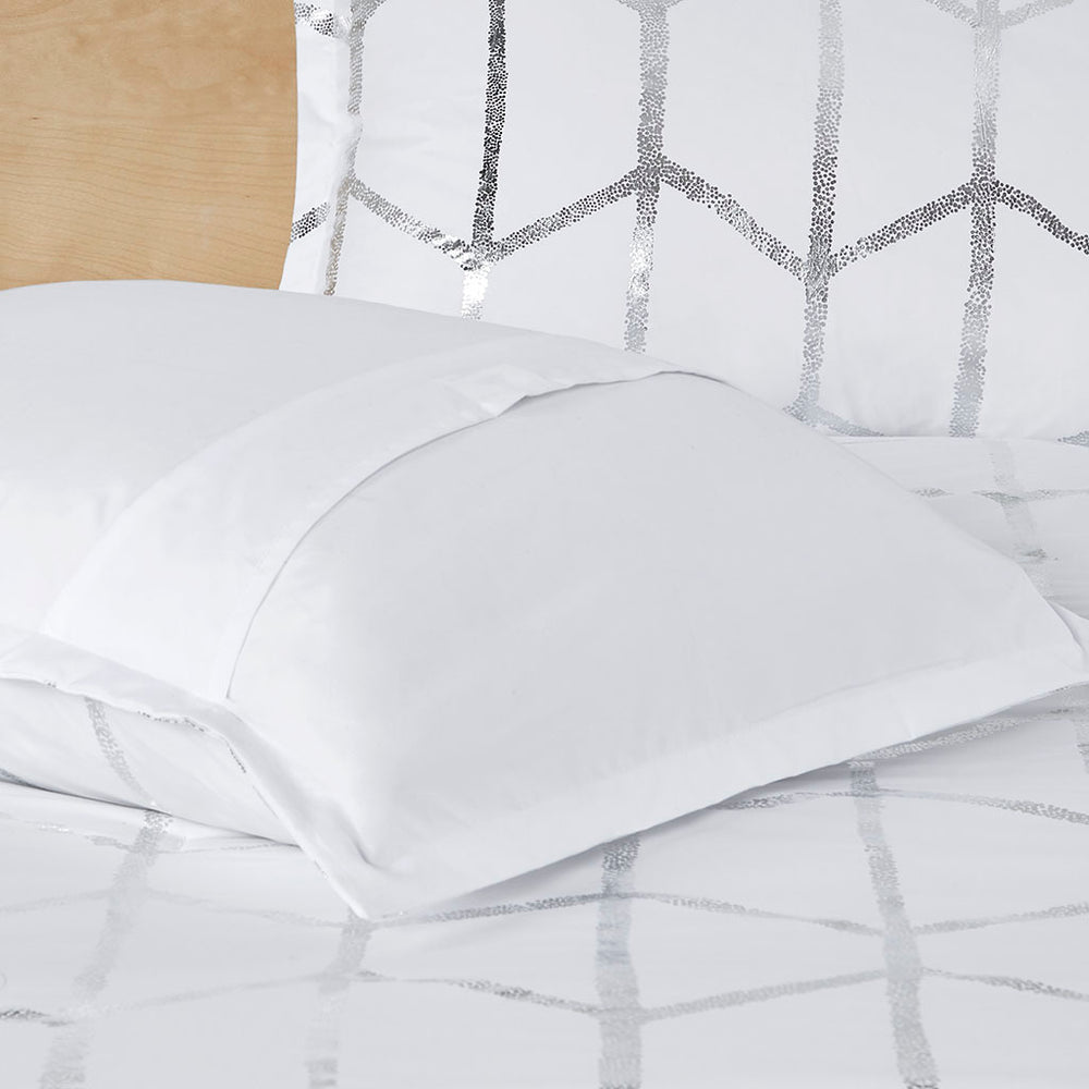 Twin/Twin XL Metallic Printed Comforter Set Media 13