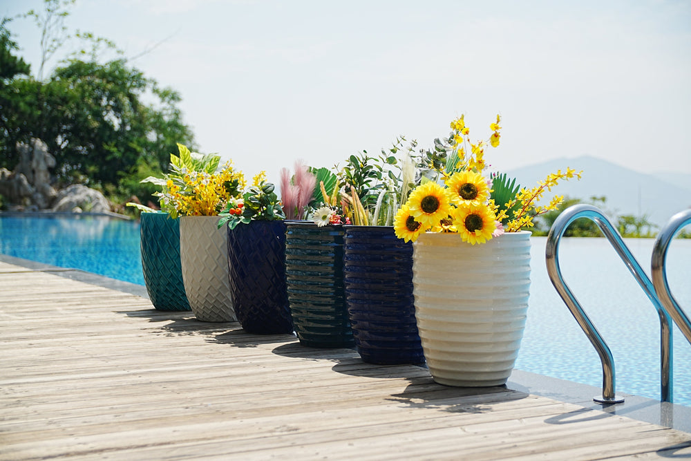 Ceramic Flowerpot, Modern Planter for Patio, Garden, Windowsill - Milk White Media 13