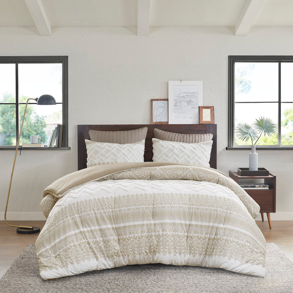 3 Piece Cotton Comforter Set with Chenille Tufting Taupe King/Cal King Media 2