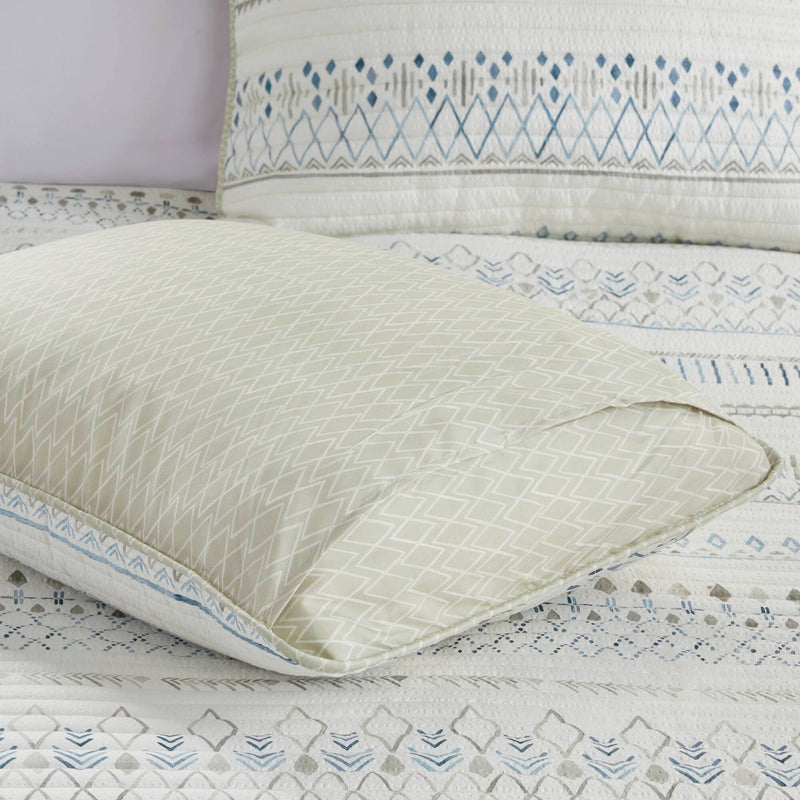 3 Piece   Seersucker Quilt Set Taupe/Blue Full/Queen