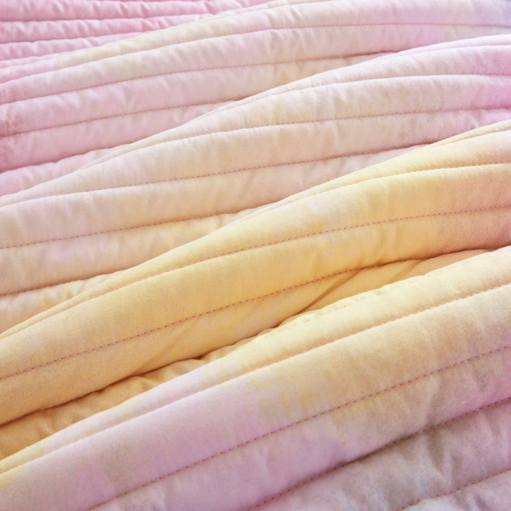 4 Pieces Full/Queen Watercolor Tie Dye Printed Quilt Set with Throw Pillow,Pink Media 16
