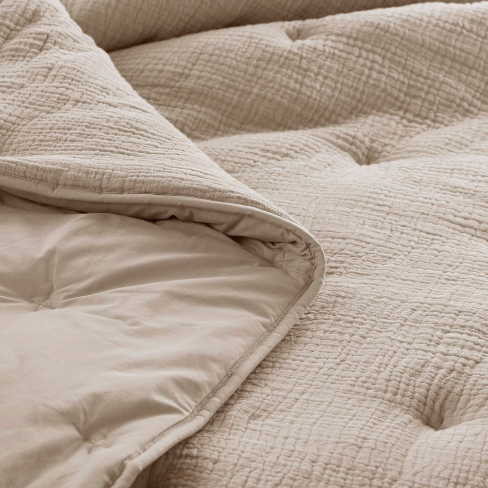 3-Piece King Cotton  Embroidered Quilt Set,Taupe Media 18