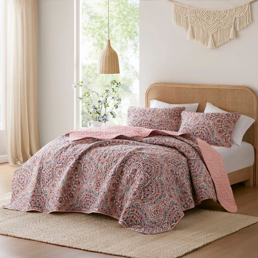 3-Piece King Boho Floral Reversible Quilt Media 1
