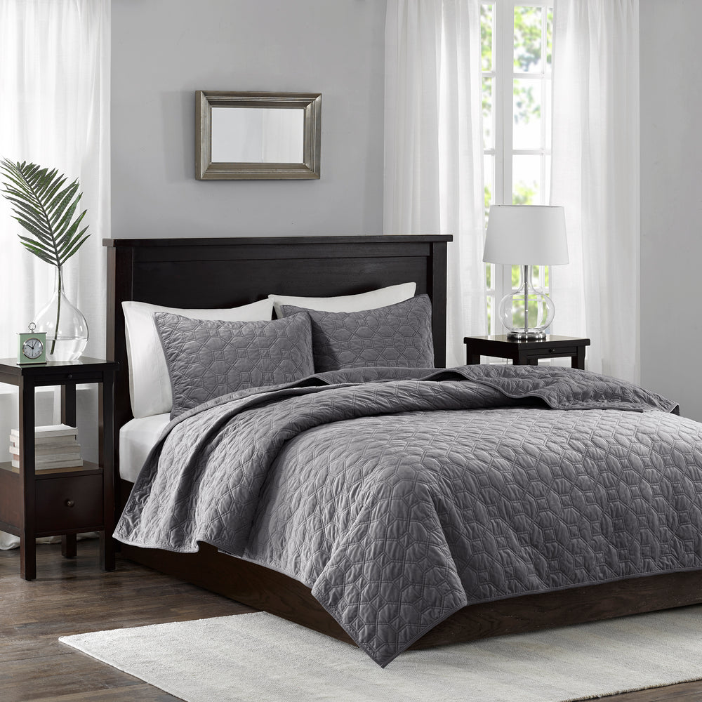 3 Piece Velvet Quilt Set Grey Full/Queen Media 1