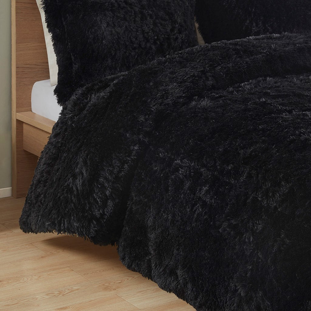 Full/Queen Shaggy Long Fur Comforter Mini Set Media 2
